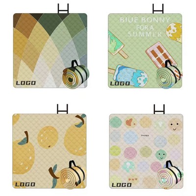 Thickened outdoor waterproof and non-stick grass picnic mat