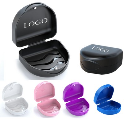 Plastic case for denture retainers