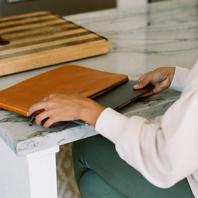 Sira Rust Brown Laptop Sleeve (16" x 11" x 0.75")
