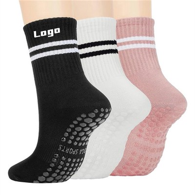 Pilates & Yoga Socks w/Grips