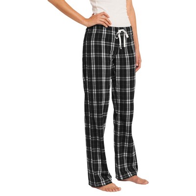 District Women's Flannel Plaid Pant