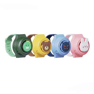 Cartoon Watch Leafless Small Fan