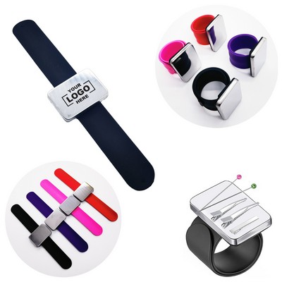 Silicone Magnetic Pin Holder Wristband