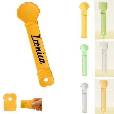 Cat Spoon Feeder