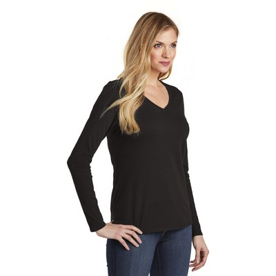 District Women's Very Important Tee Long Sleeve V-Neck