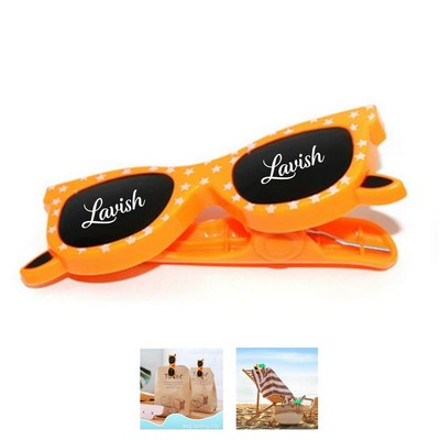 Sunglass Shaped Beach Towel Clip - OCEAN