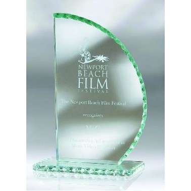 Medium Jade Glass Pearl Edge Sail Award