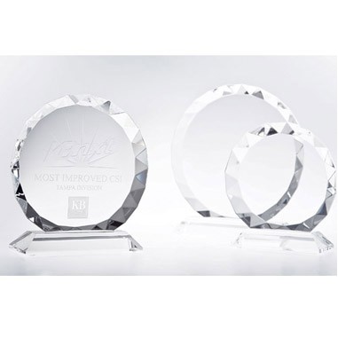 Gem Cut Circle Crystal W/Base .